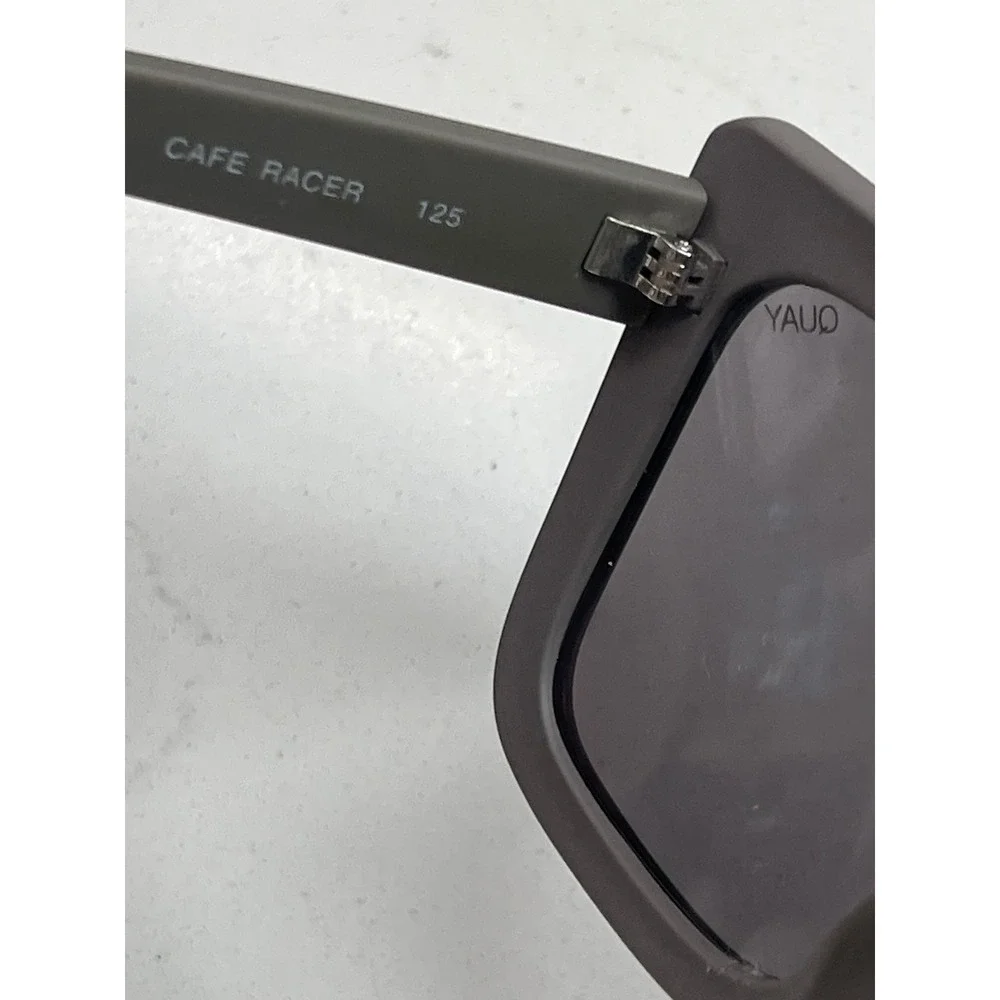 Quay Australia Cafe Racer Sunglasses Matte Brown Silver Mirror Oversized‎ Square